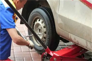 黄平附近拖车24小时服务热线电话