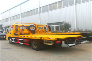 黄平附近拖车救援搭电